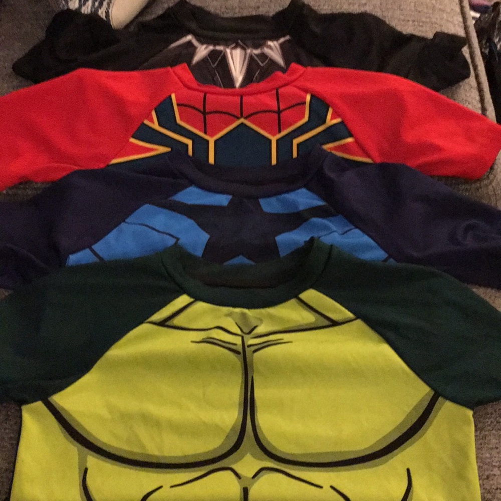 Marvel Avenger Infinity Wars kids shirts (size 5)
